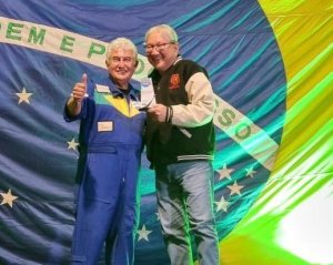 Arrai� A�reo: coordenador da ITE � homenageado no 'Encontro Estelar'