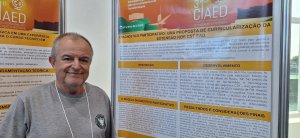 Coordenador da EaD participa de congresso internacional