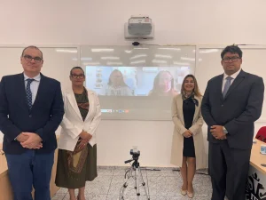 Nova doutora: iteana defende tese de doutorado em Direito