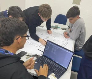 'Engenharias em ao' exercitou a inteligncia coletiva para negcios