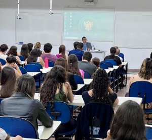 Palestra abordou os crimes contra a dignidade sexual