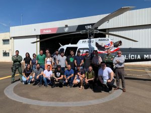 Visita t�cnica levou � base do CAvPM