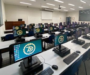 Laborat�rio 3 recebe novos micros para atender demanda