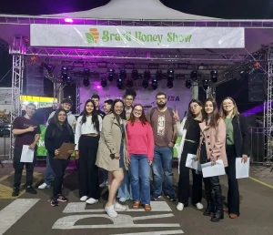 Botucatu: iteanos visitam a Brasil Honey Show