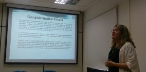 Professora Josiane Carrapato � doutora em Sa�de Coletiva
