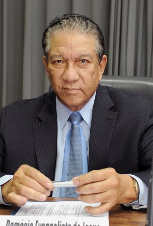 Morre o jurista e professor Dam�sio de Jesus