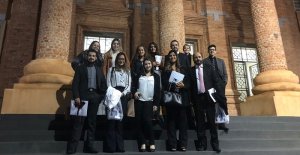 Iteanos participam do 'I Simp�sio da Esmat 15'