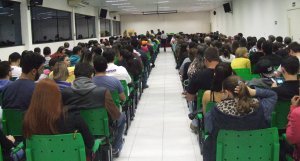 Em Botucatu, Inicia��o Cient�fica fecha outubro com sucesso