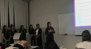 Iteanos de Servio Social apresentam projetos de interveno para empresas
