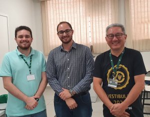 Ex-aluno de Ci�ncias Aeron�uticas palestra sobre aerolevantamento