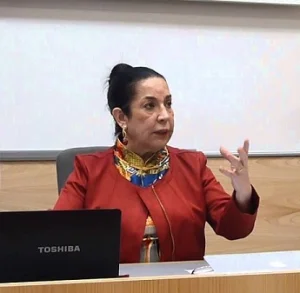 A professora Giselda Hironaka  destaque das aulas de ps deste fim de semana