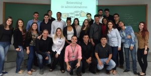 Alunos de Administra��o realizam Caf� com Neg�cios
