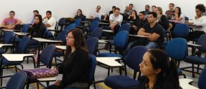 Profiss�o cont�bil ilustra palestra