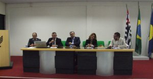 Mesa-redonda discutiu a gest�o na Advocacia
