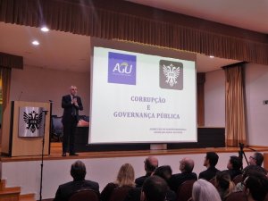 'N�o desistam dos seus sonhos'
