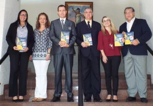 Iteanos lanam livro no II Encontro Bilateral Brasil/Mxico
