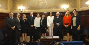 Professor da ITE visita Tribunal de Justi�a