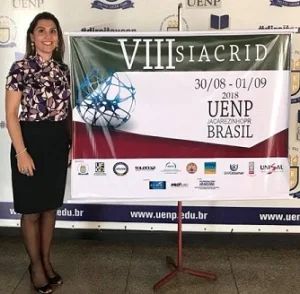 Professora Tatiana Stroppa apresenta artigo no VIII Siacrid