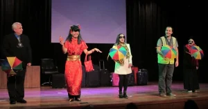 ITE e Receita Federal apresentam a comdia musical 'Por dentro da bagagem' nesta quinta