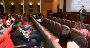 Professor da ITE palestra na USP sobre a utiliza��o de imagens em pesquisas com humanos
