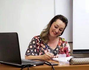 Professora da ITE publica na Revista Cambiassu