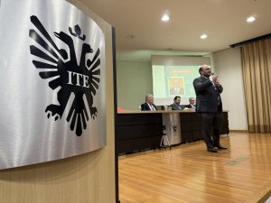 Semana Jur�dica da ITE trouxe egressos e temas de destaque