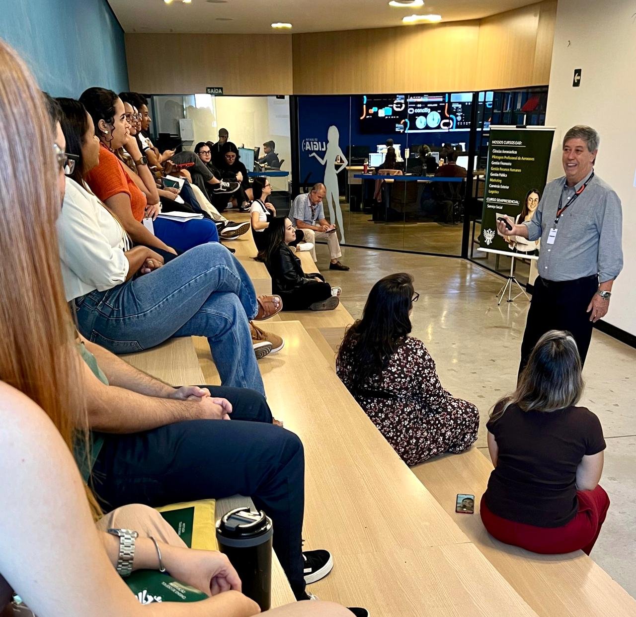 ITE Ead: extens�o levou conhecimento a Concilig Bauru